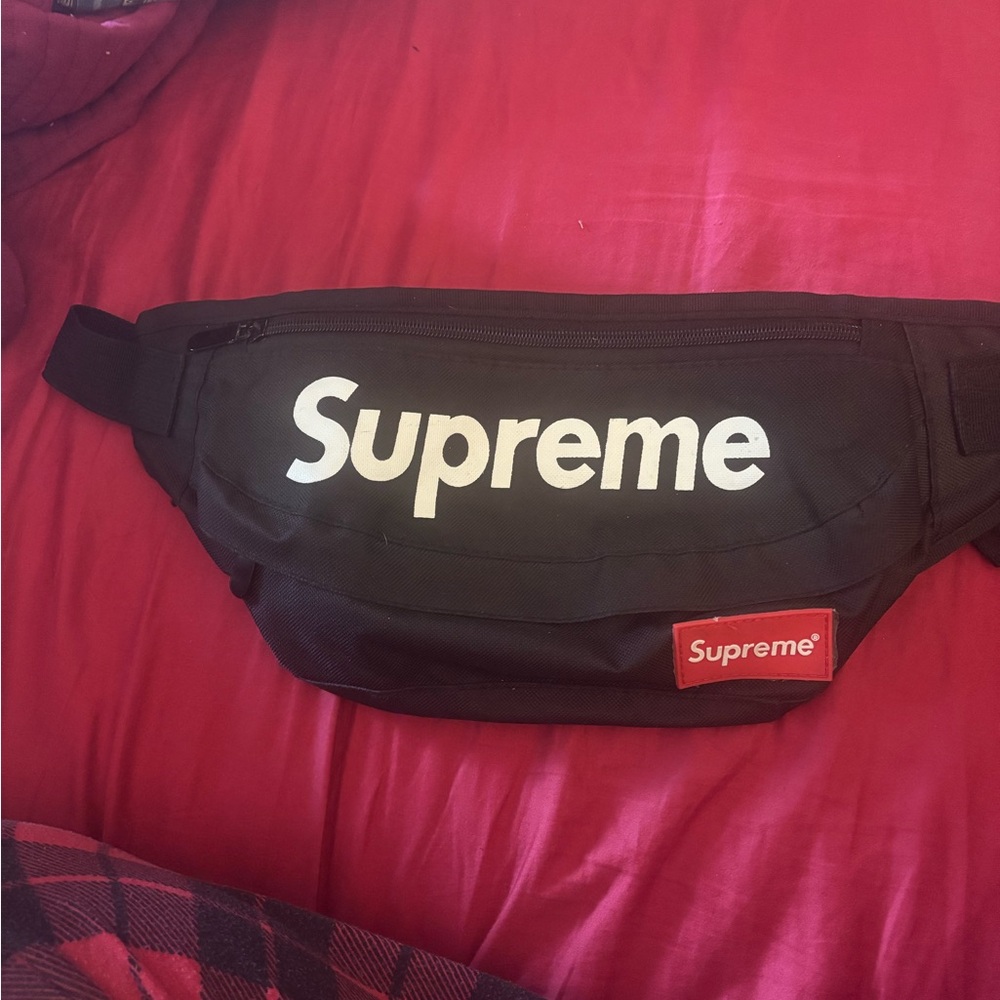 SUPREME FANNY PACK